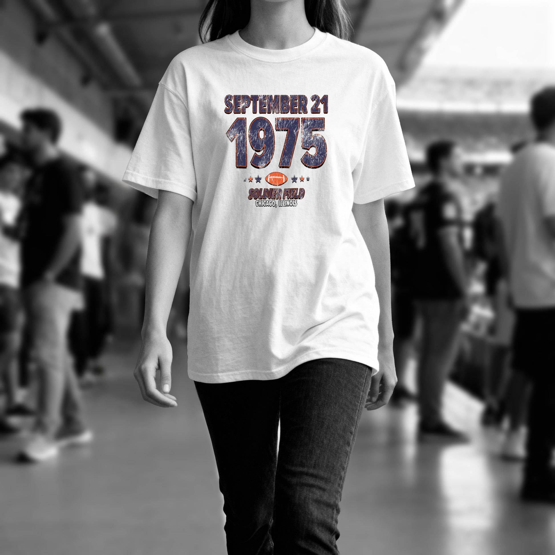 IO|football-1975-09-21-chicago|comfort-colors-bw|Lifestyle
