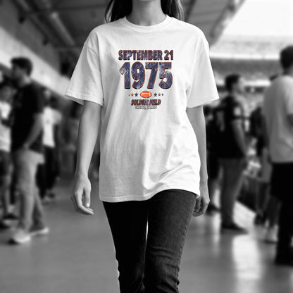 IO|football-1975-09-21-chicago|comfort-colors-bw|Lifestyle