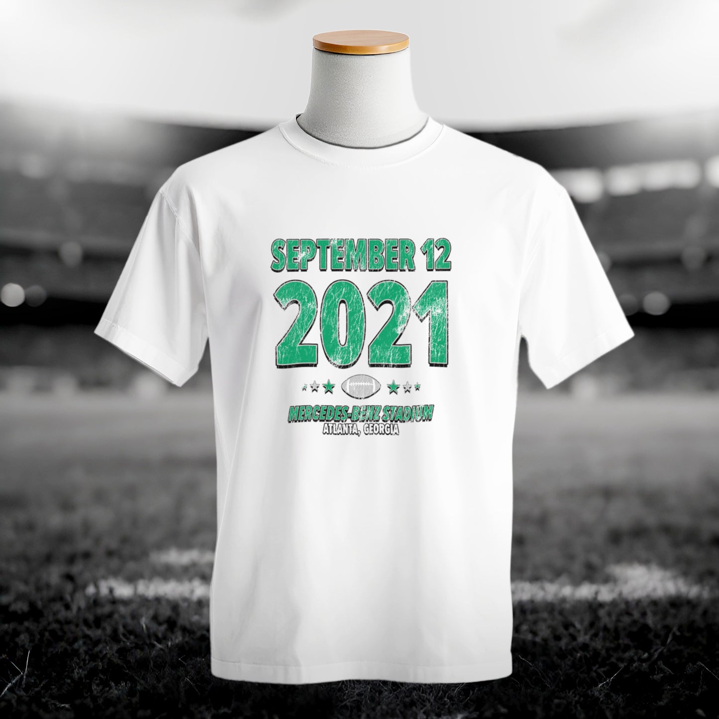 IO|football-2021-09-12-philadelphia|comfort-colors-bw|Hero