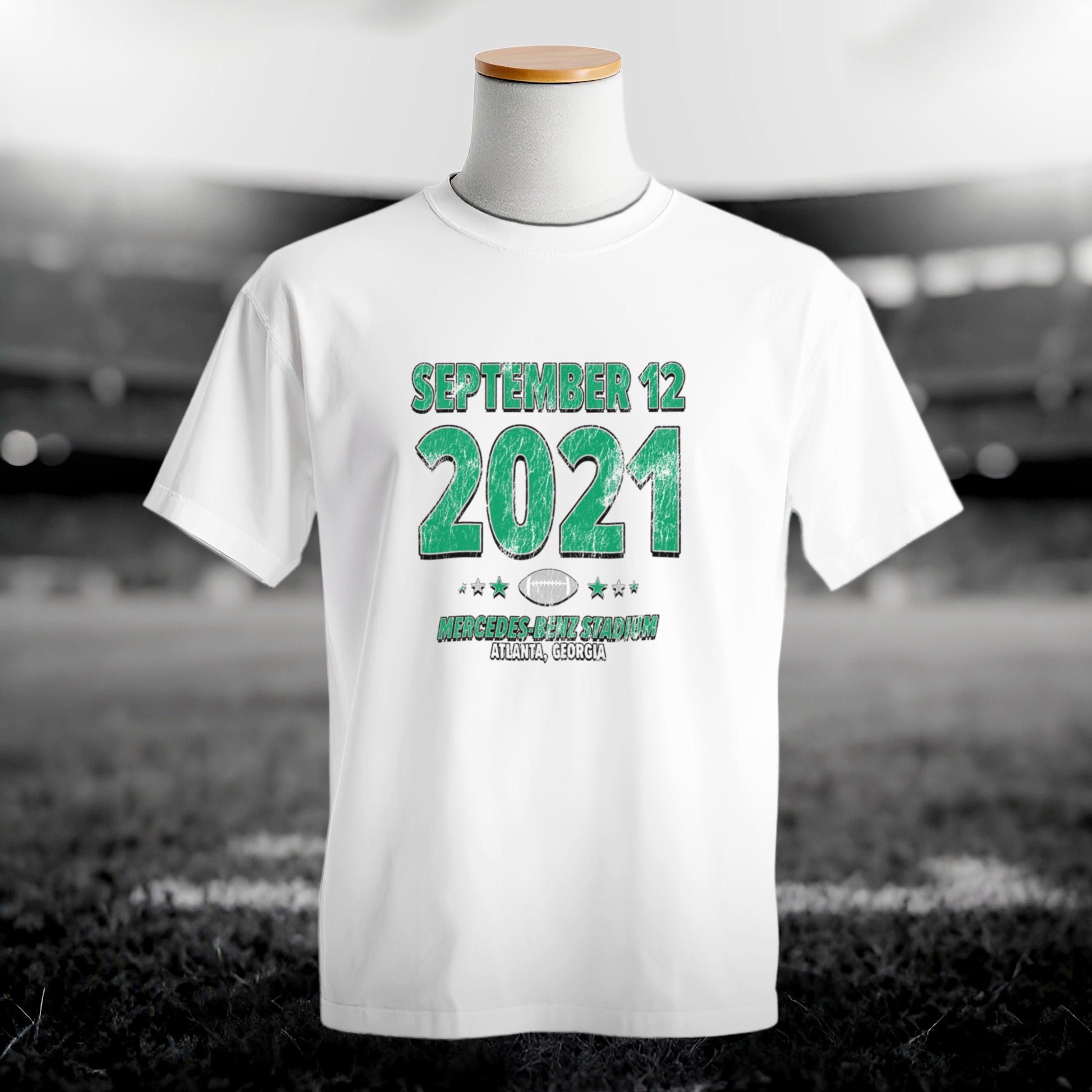 IO|football-2021-09-12-philadelphia|comfort-colors-bw|Hero