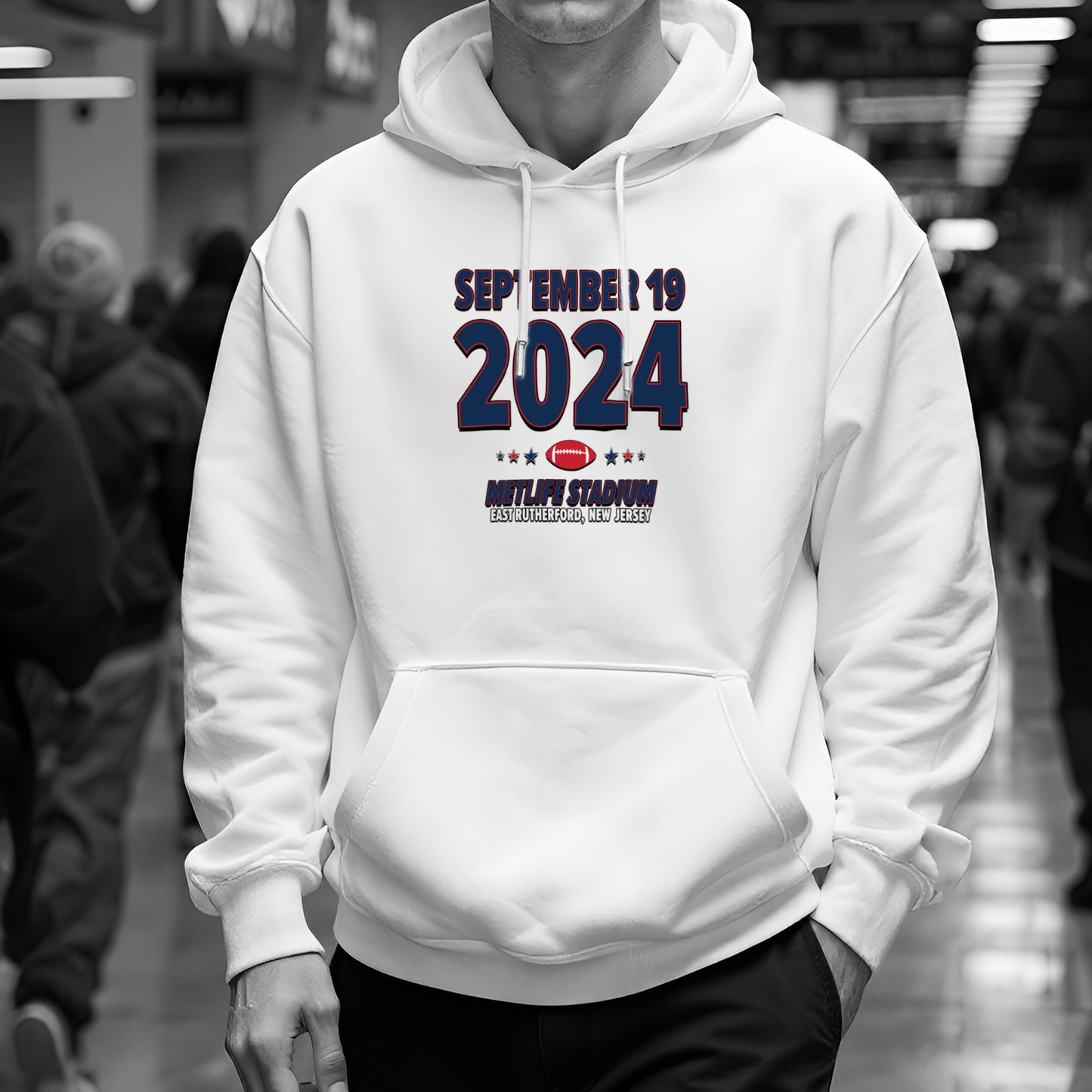 IO|football-2024-09-19-new-england|hoodie-bw|Lifestyle