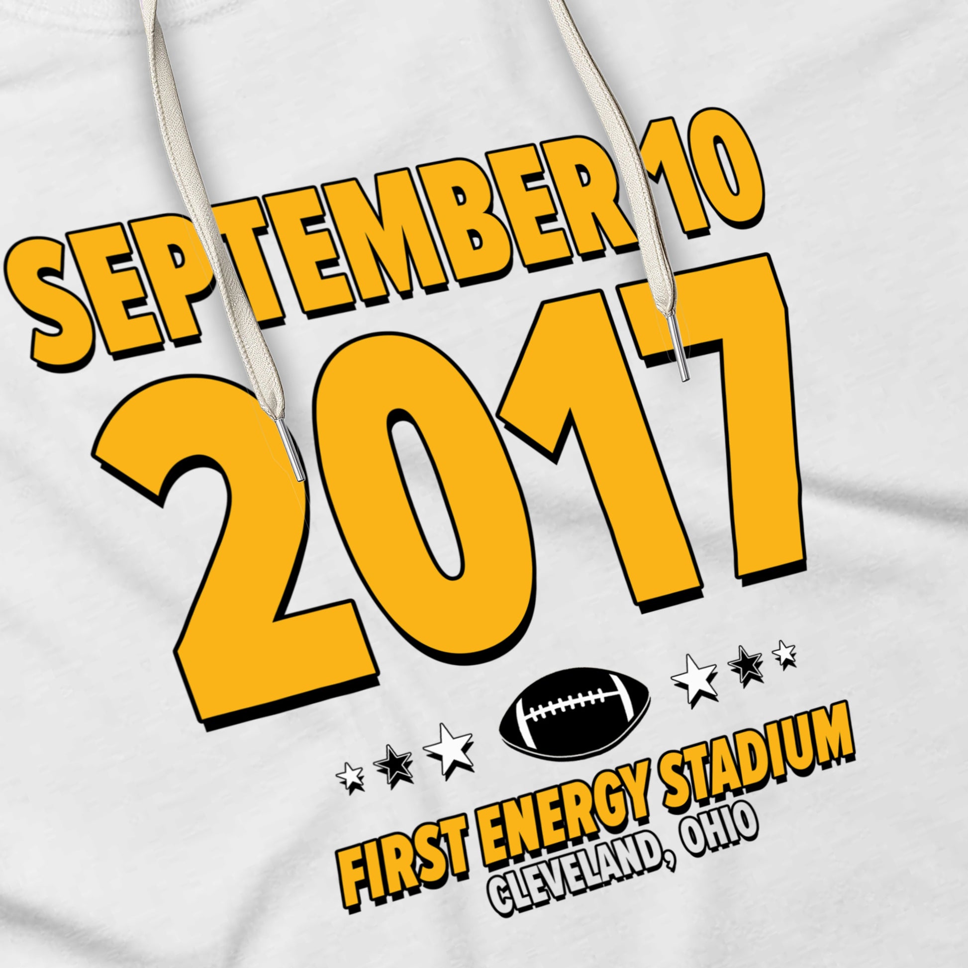IO|football-2017-09-10-pittsburgh|hoodie-bw|Angle