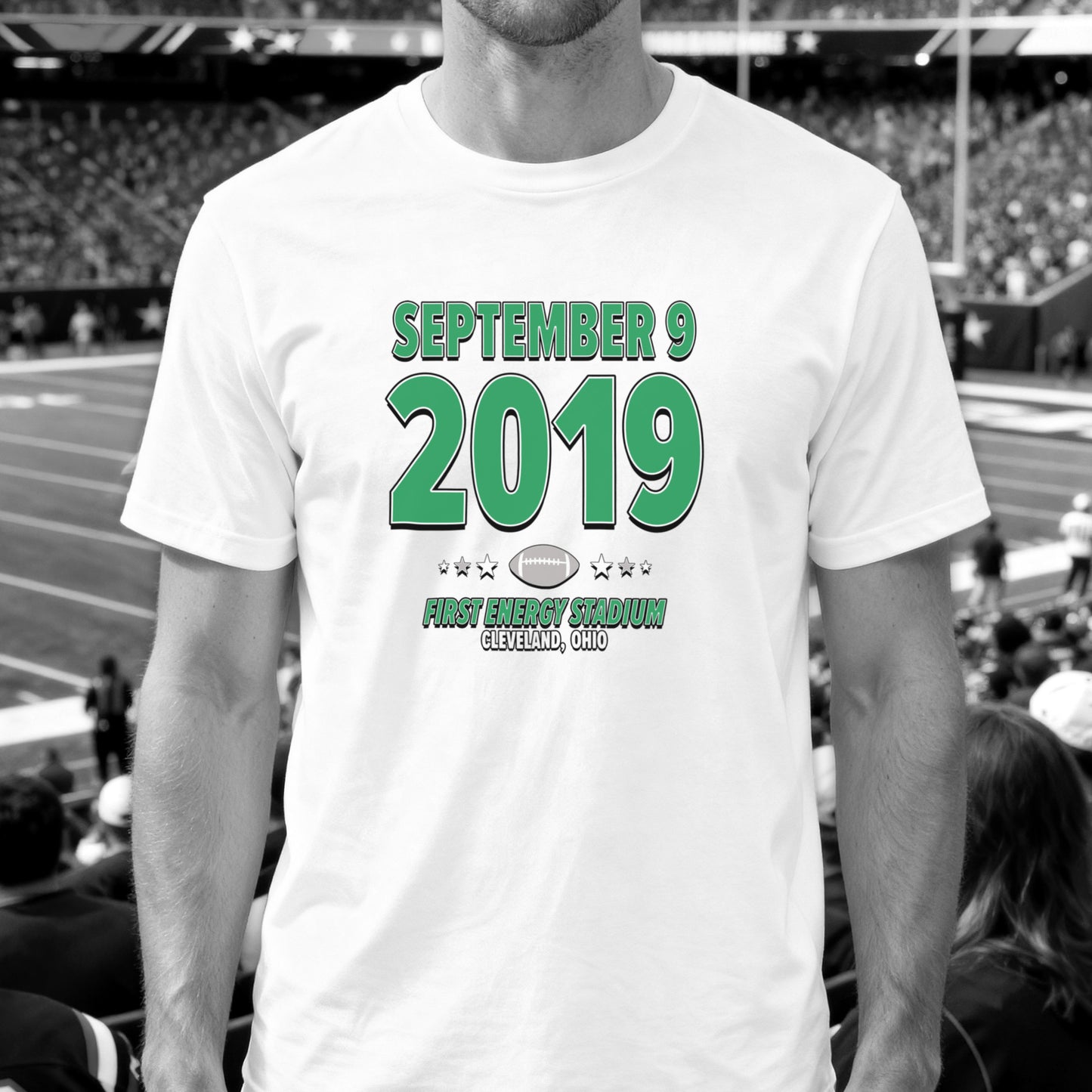 IO|football-2019-09-09-philadelphia|origin-tee-bw|Lifestyle