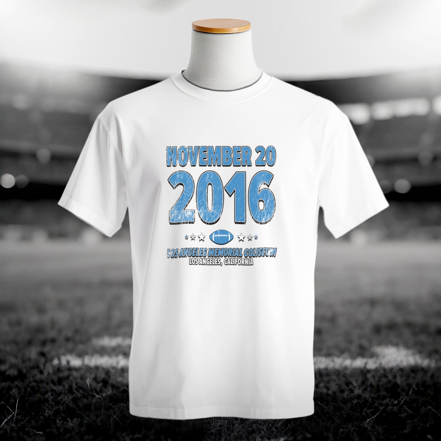 IO|football-2016-11-20-detroit|comfort-colors-bw|Hero