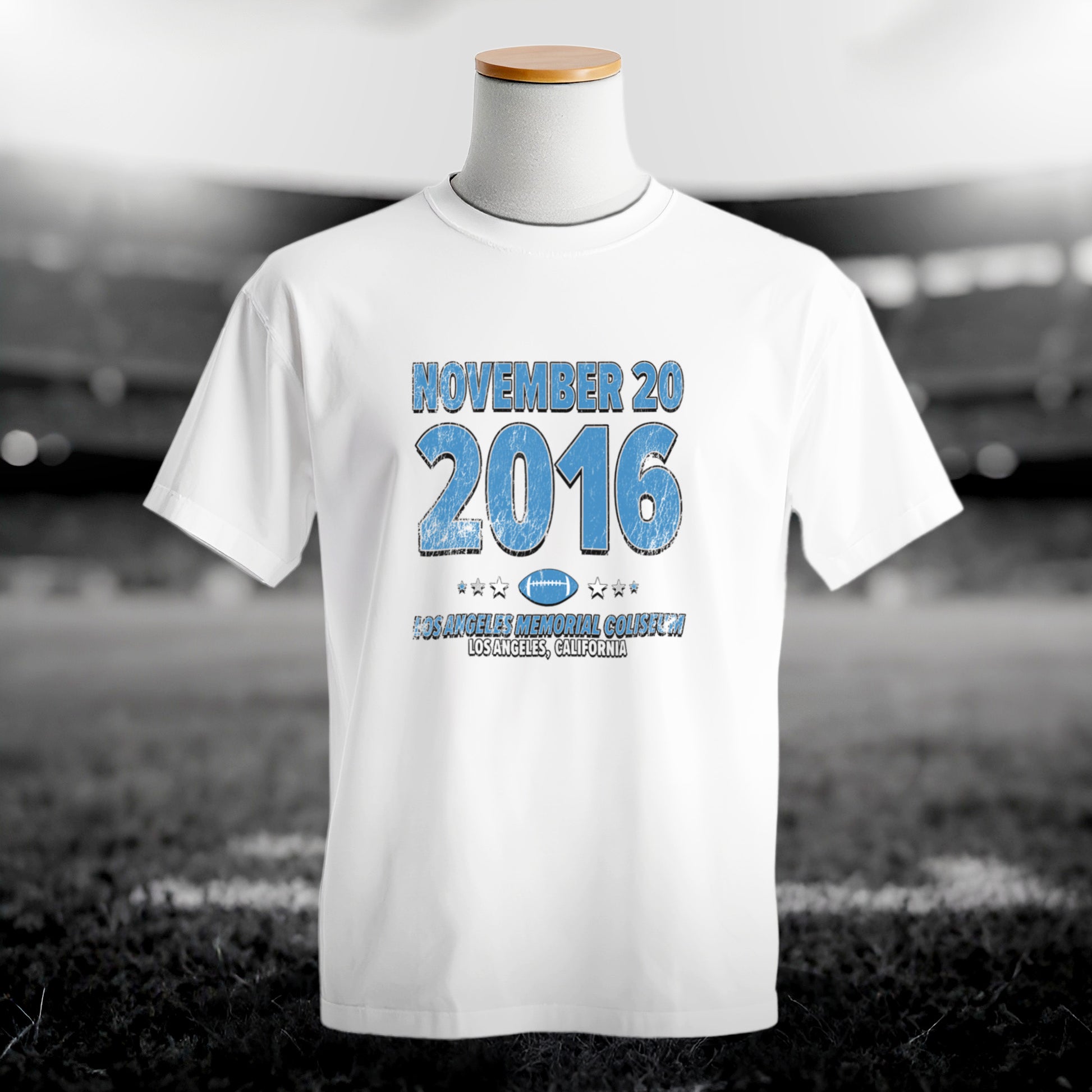 IO|football-2016-11-20-detroit|comfort-colors-bw|Hero