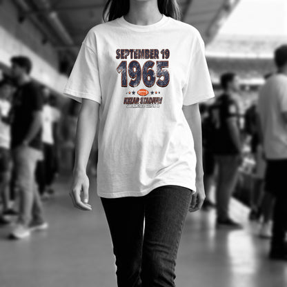 IO|football-1965-09-19-chicago|comfort-colors-bw|Lifestyle