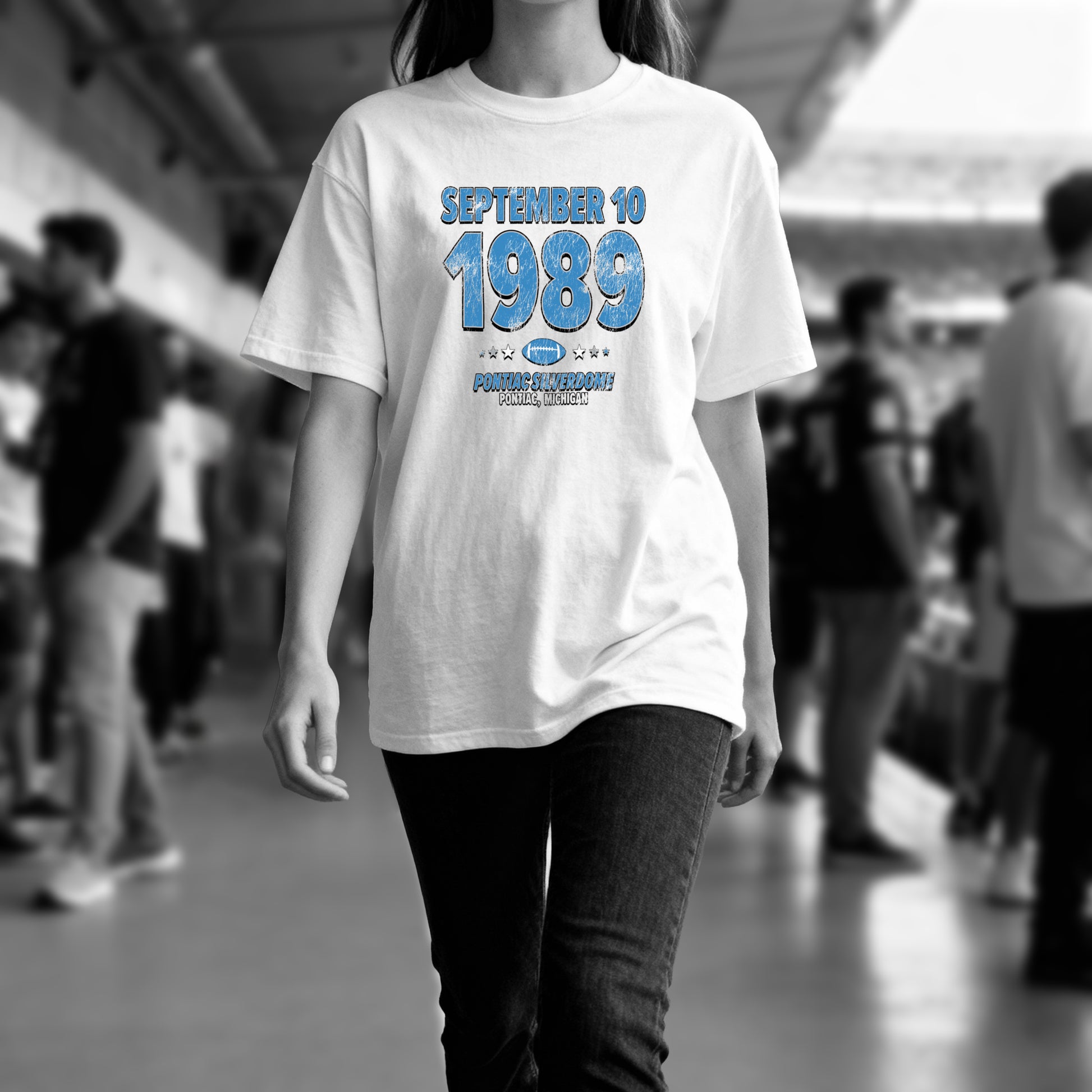 IO|football-1989-09-10-detroit|comfort-colors-bw|Lifestyle