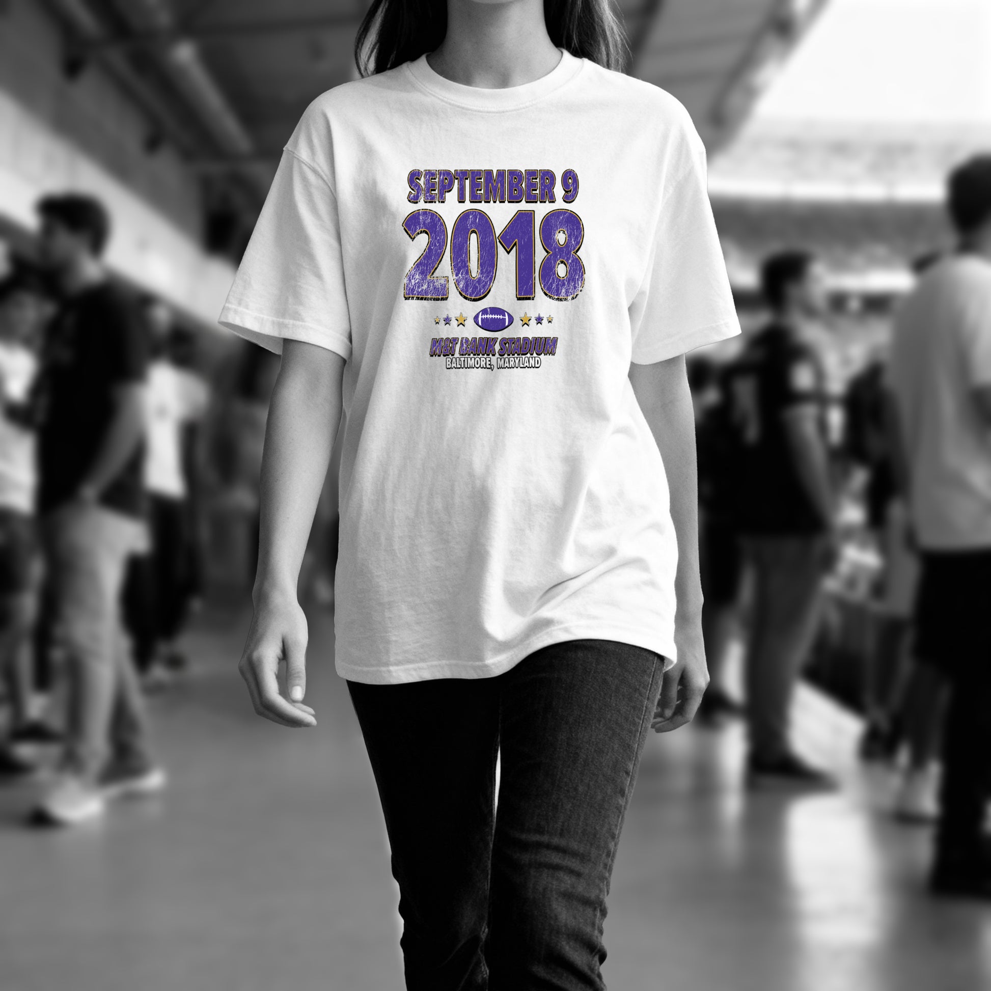 IO|football-2018-09-09-baltimore|comfort-colors-bw|Lifestyle