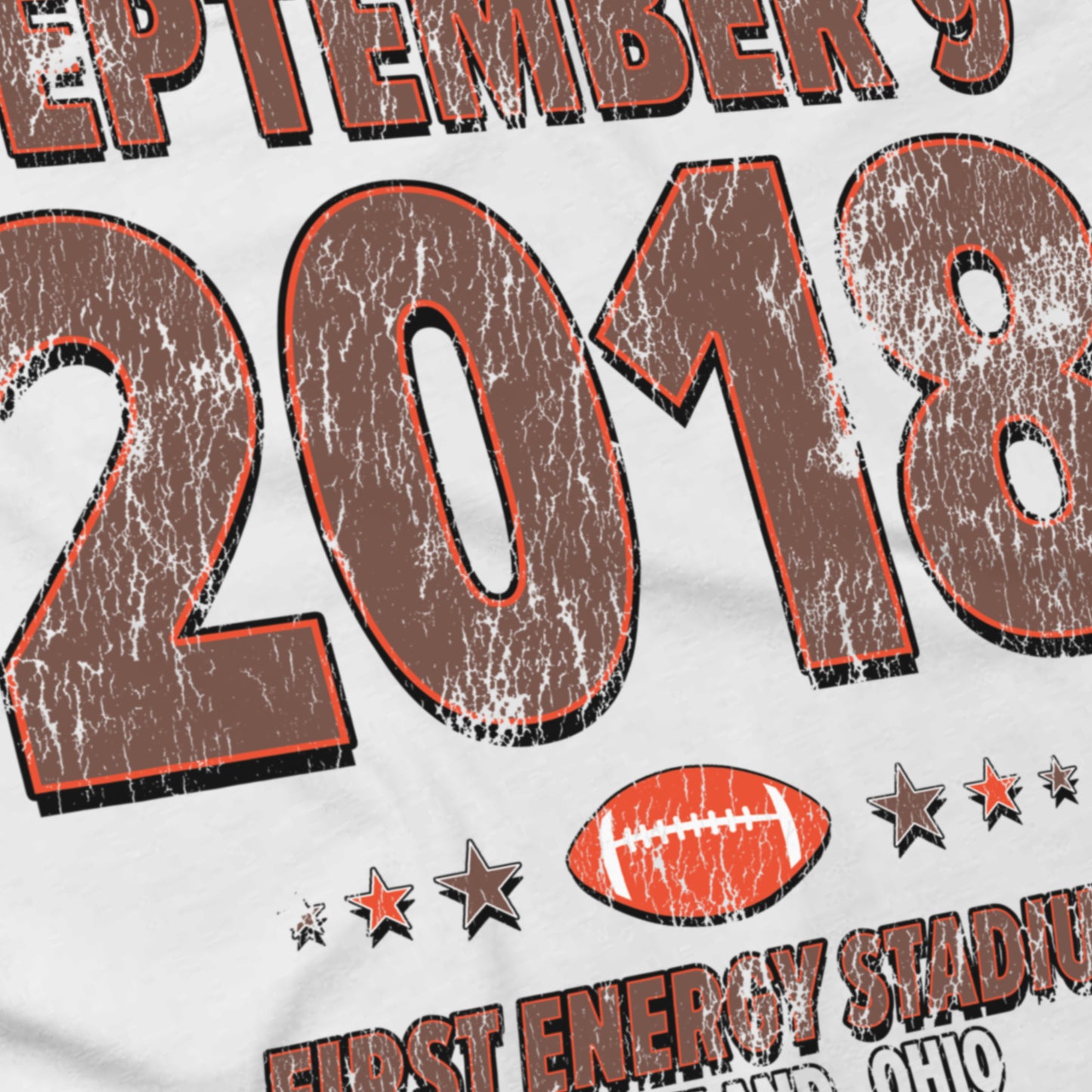IO|football-2018-09-09-cleveland|comfort-colors-bw|Angle