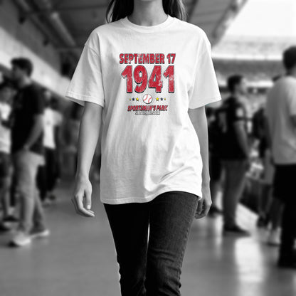 IO|baseball-1941-09-17-st-louis|comfort-colors-bw|Lifestyle