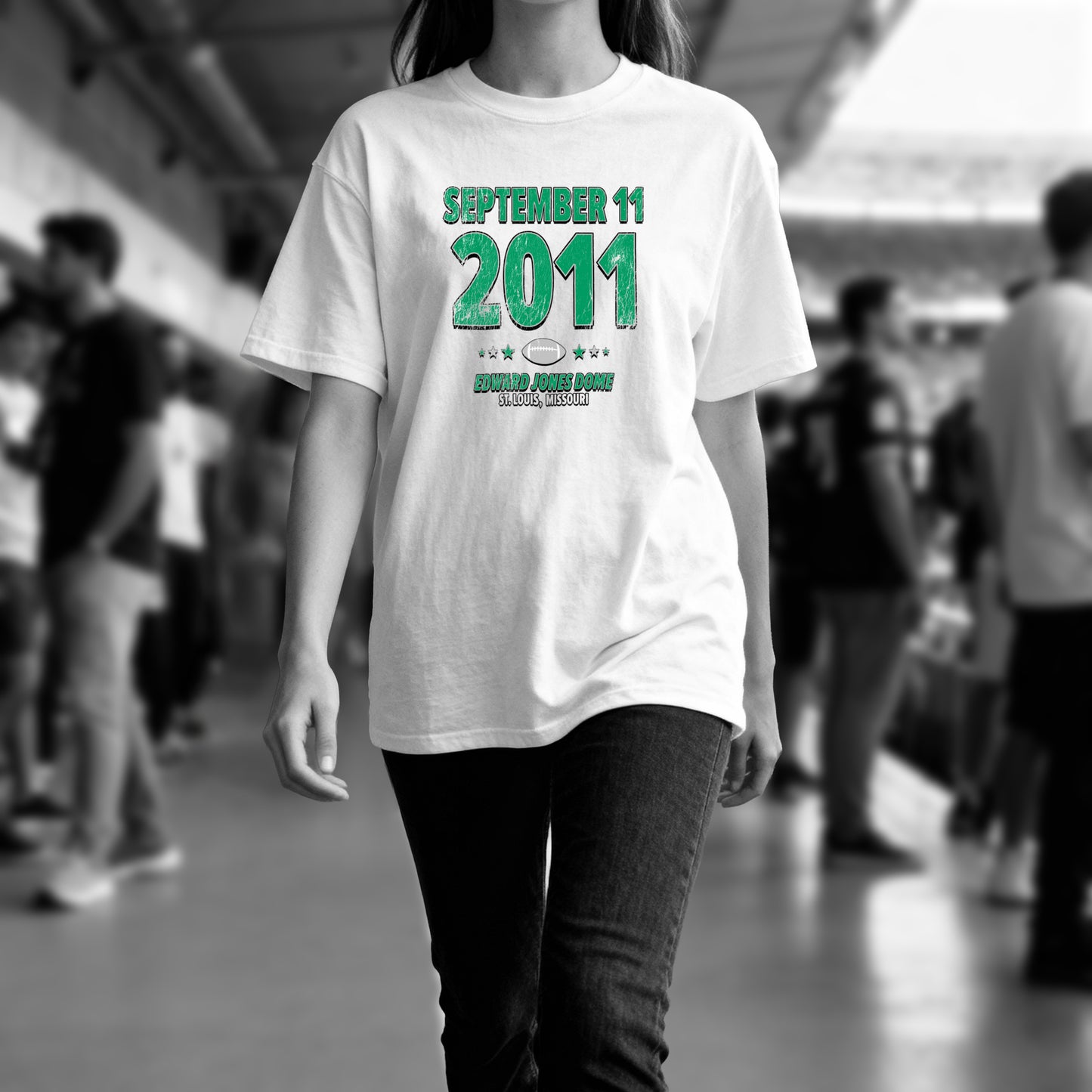 IO|football-2011-09-11-philadelphia|comfort-colors-bw|Lifestyle