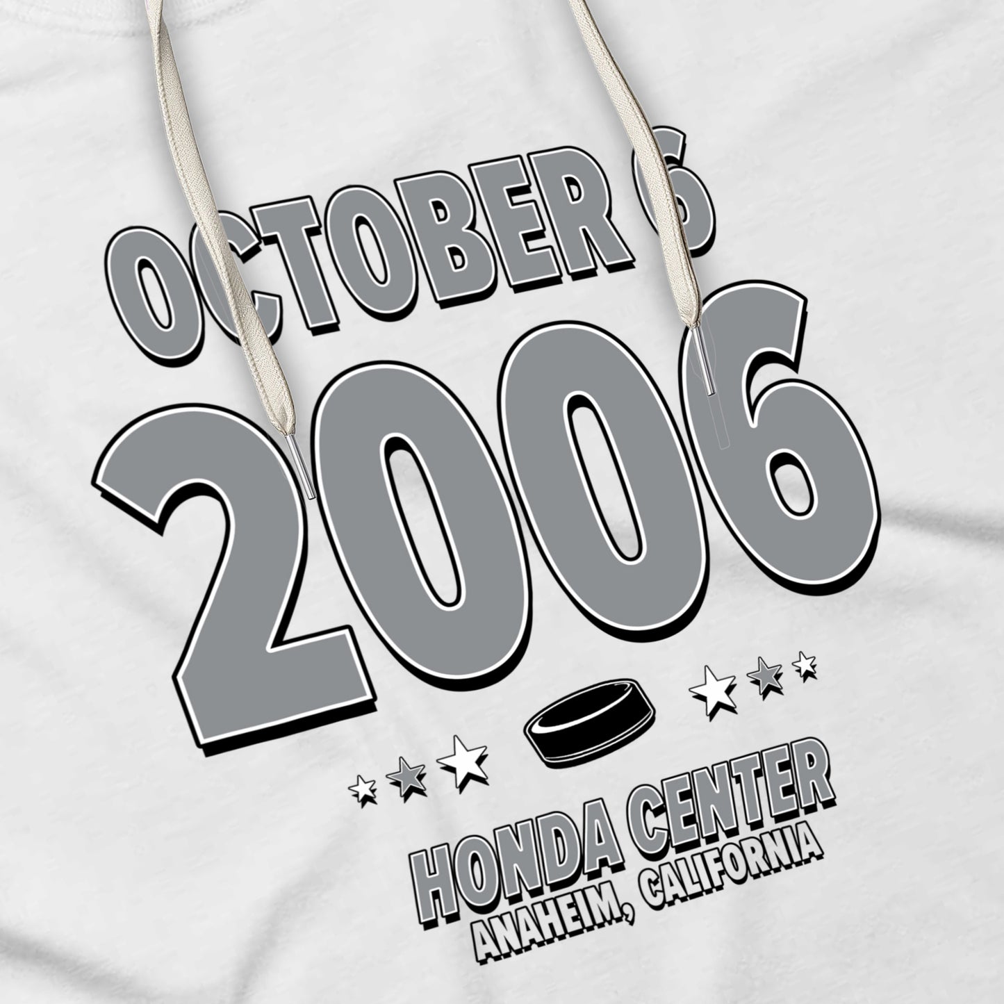 IO|hockey-2006-10-06-los-angeles|hoodie-bw|Angle