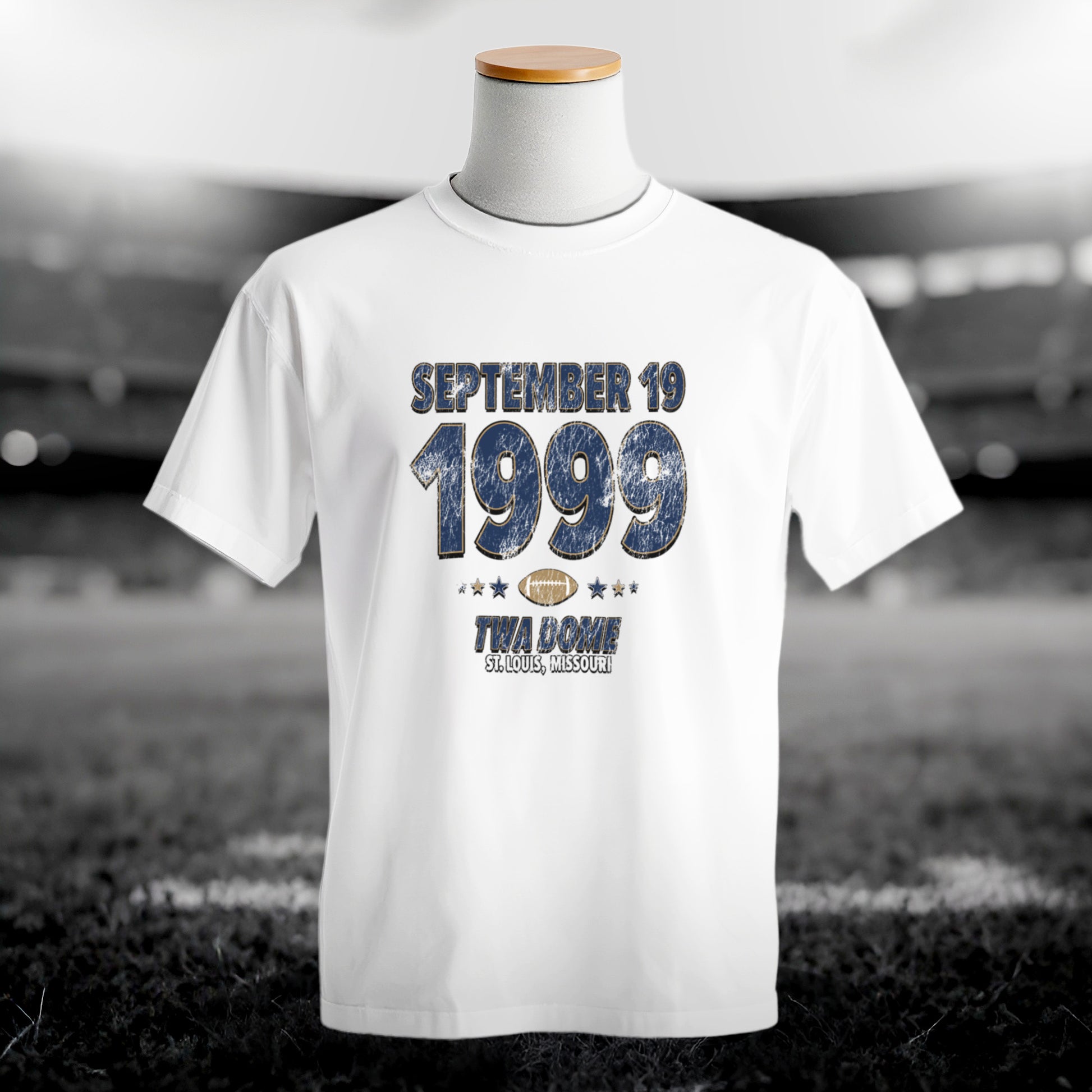 IO|football-1999-09-19-st-louis|comfort-colors-bw|Hero