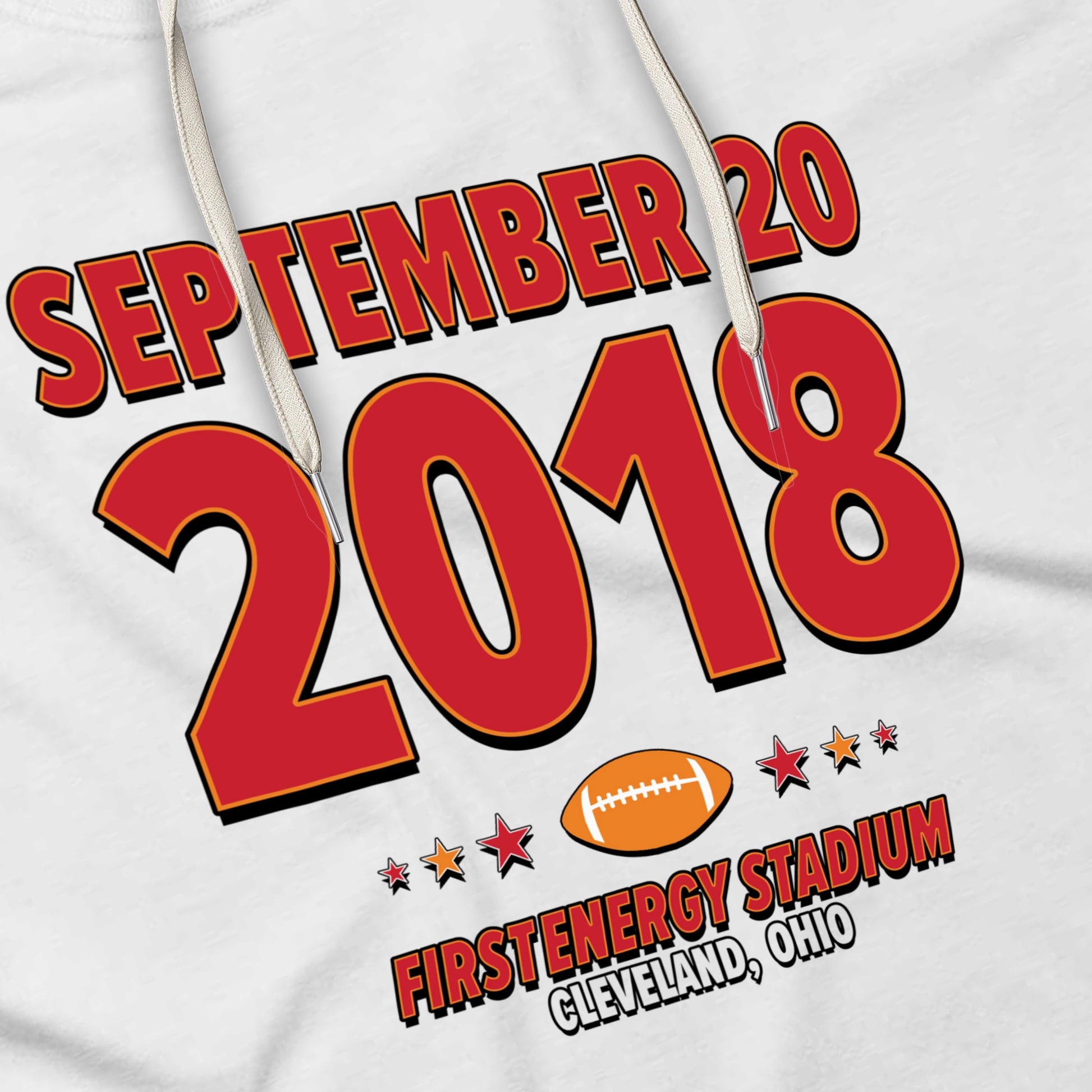 IO|football-2018-09-20-tampa-bay|hoodie-bw|Angle