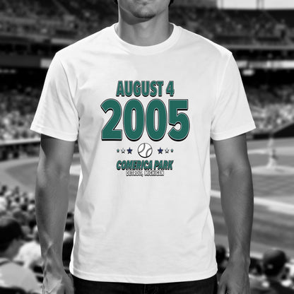 IO|baseball-2005-08-04-seattle|origin-tee-bw|Lifestyle