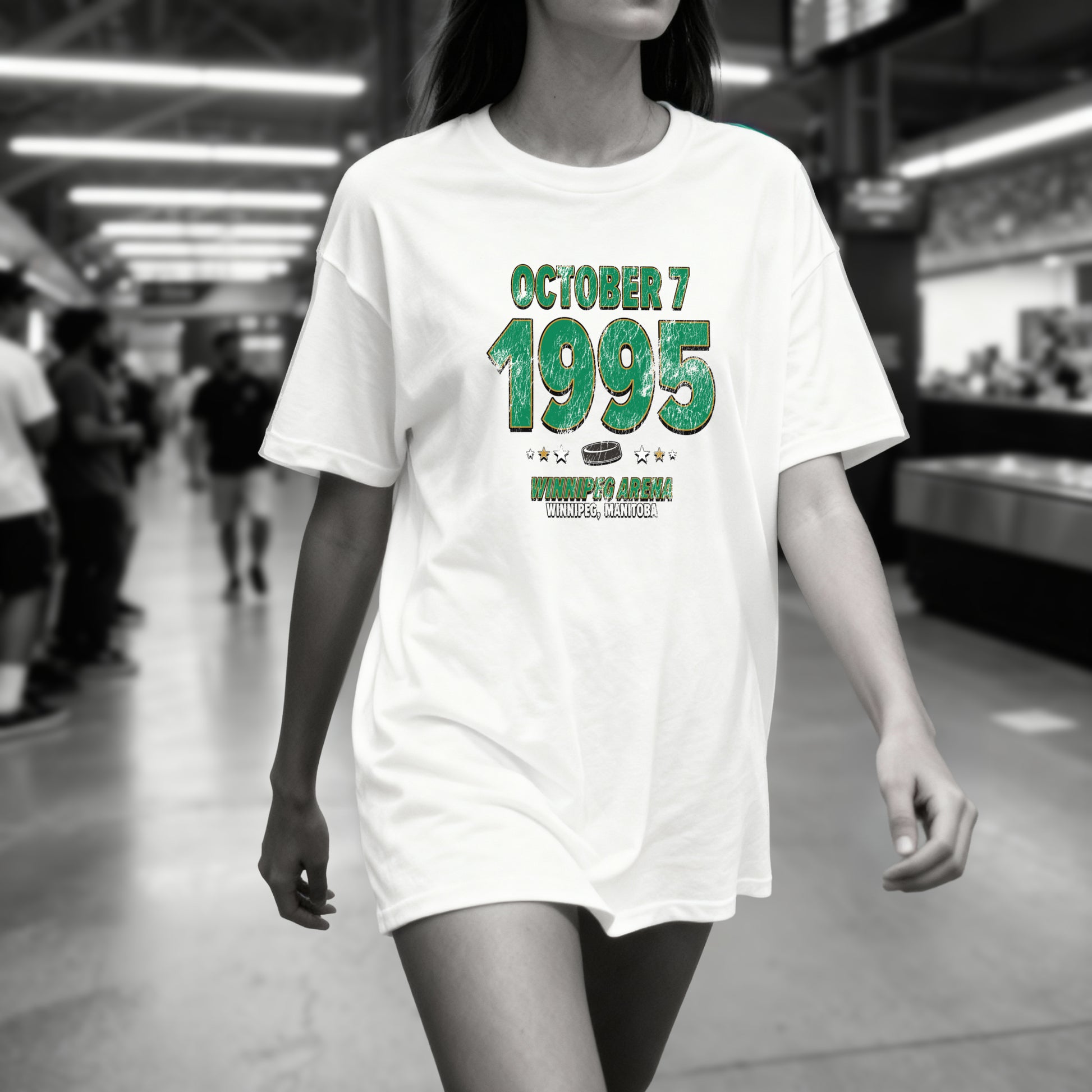 IO|hockey-1995-10-07-dallas|comfort-colors-bw|Lifestyle