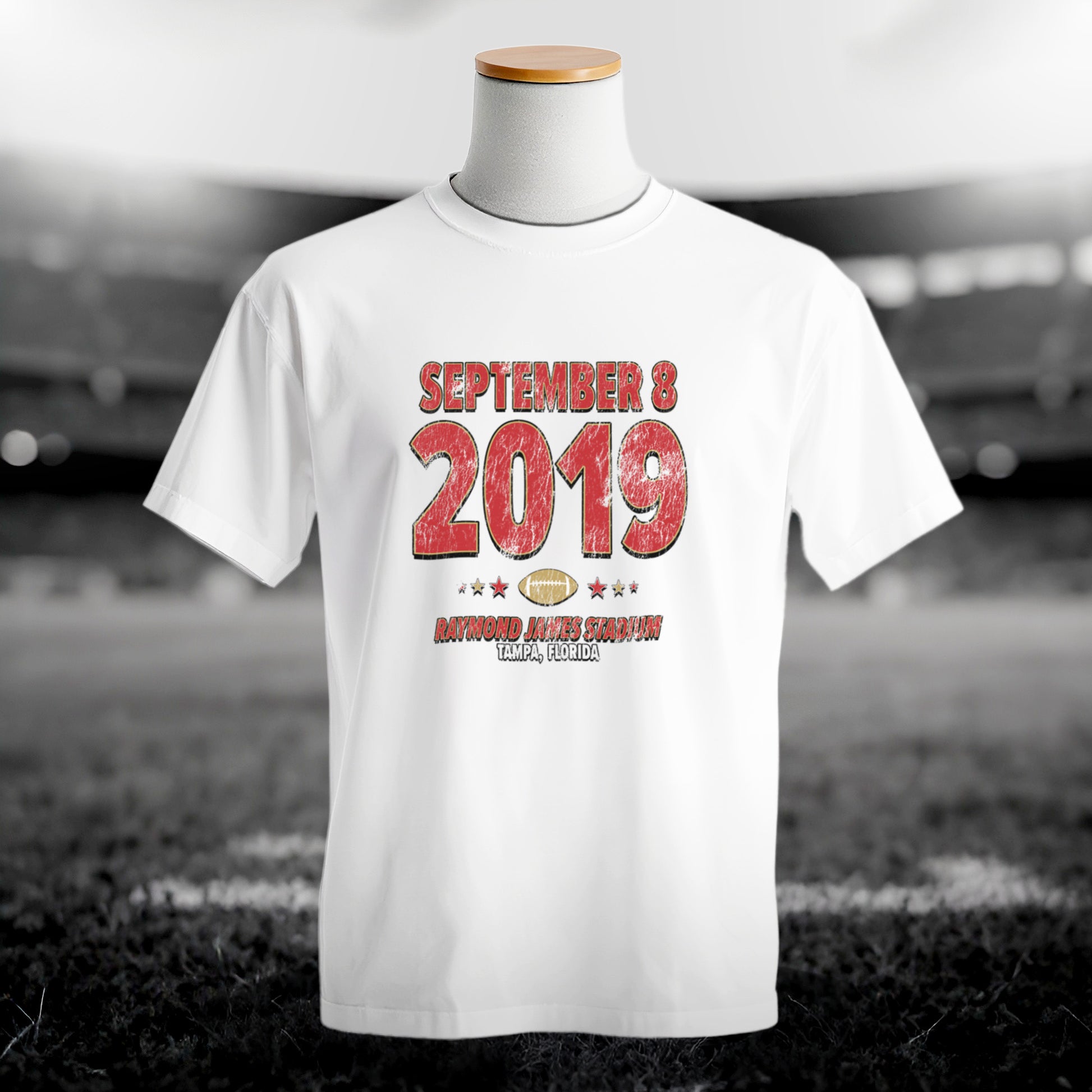IO|football-2019-09-08-san-francisco|comfort-colors-bw|Hero