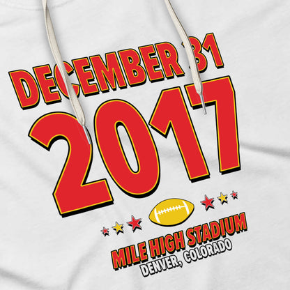 IO|football-2017-12-31-kansas-city|hoodie-bw|Angle