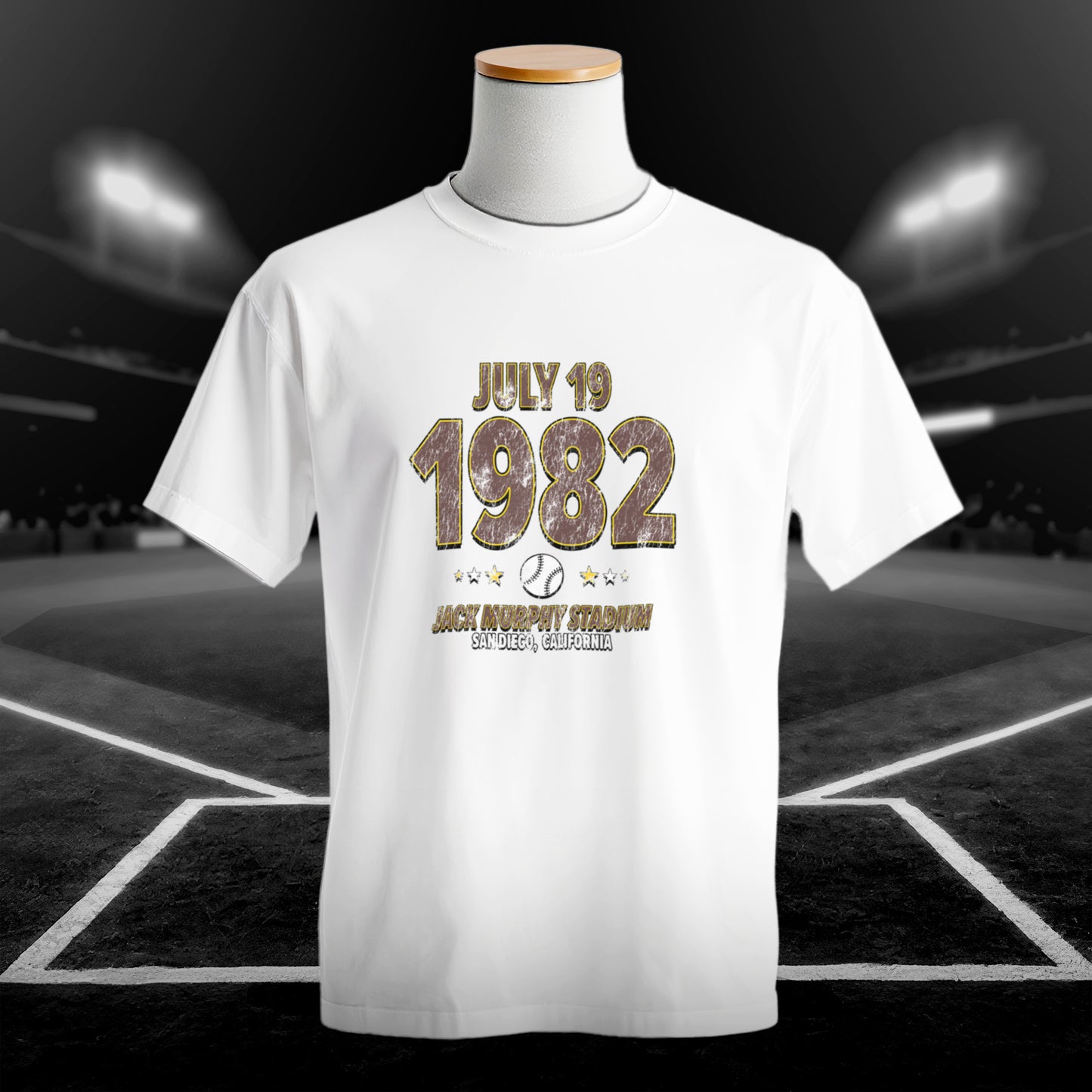 IO|baseball-1982-07-19-san-diego|comfort-colors-bw|Hero
