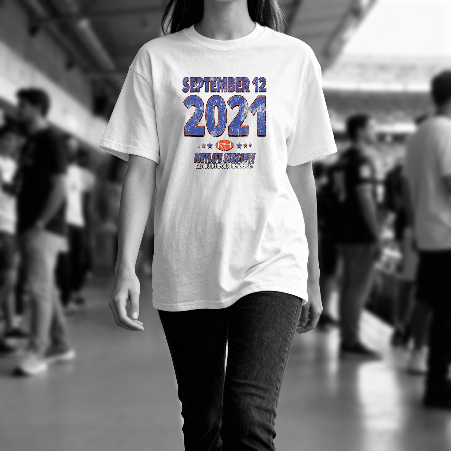 IO|football-2021-09-12-denver|comfort-colors-bw|Lifestyle